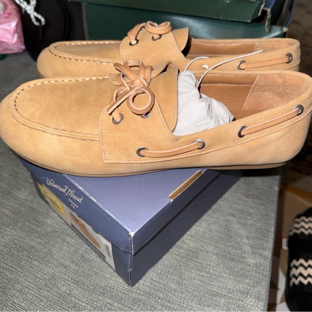 Universal Thread women’s midge flats brown size 10